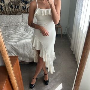 Aritzia Wilfred Clink Dress Drapey Jersey Ruffle Maxi Dress | XS